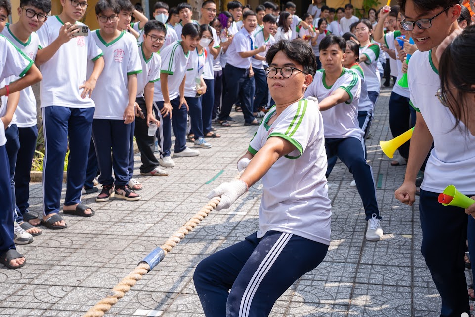 C:\Users\WINDOWS\Desktop\Ảnh Hội trại\_MKD3213.jpg